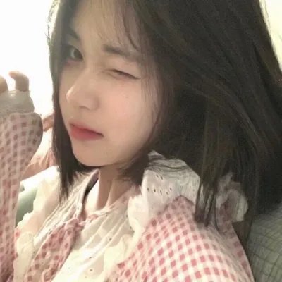 抓住稻草的野兽